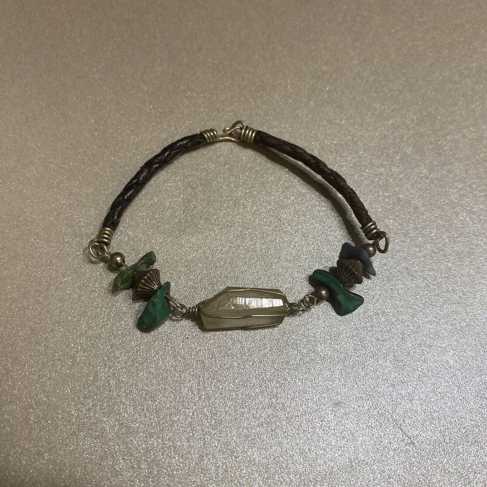 Vintage Natural Crystal Stone Bracelet‎ Turquoise Color Too 6" Long Some Leather